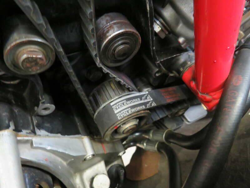 Afbeelding 30/43 van Ducati 600 TT2 (1982)