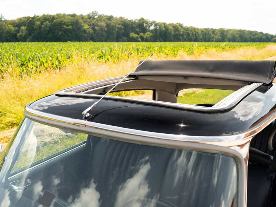 Imagen 10/37 de Citroën DS 21 (1970)