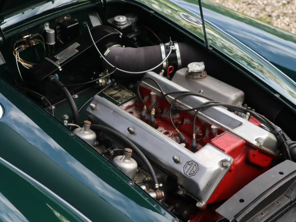 Image 20/50 of MG MGA Twin Cam (1959)