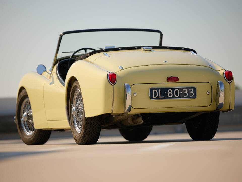 Image 67/89 of Triumph TR 3 (1956)