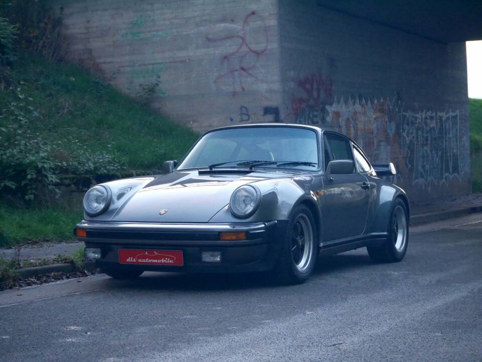 Image 7/34 de Porsche 911 Turbo 3.3 (1981)