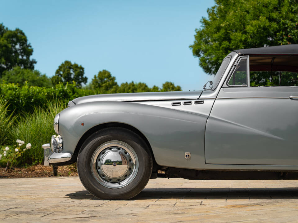 Image 16/44 of Sunbeam Alpine Talbot (1954)