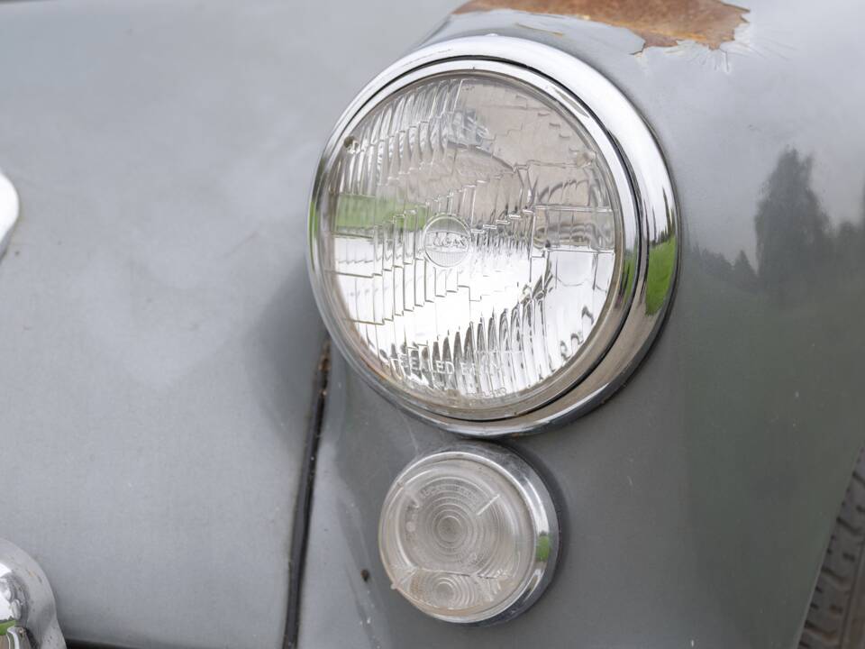 Image 30/36 of MG MGA 1500 (1959)