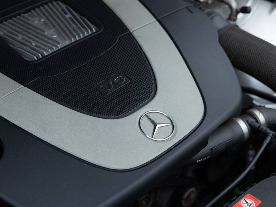 Image 40/41 of Mercedes-Benz SL 350 (2007)
