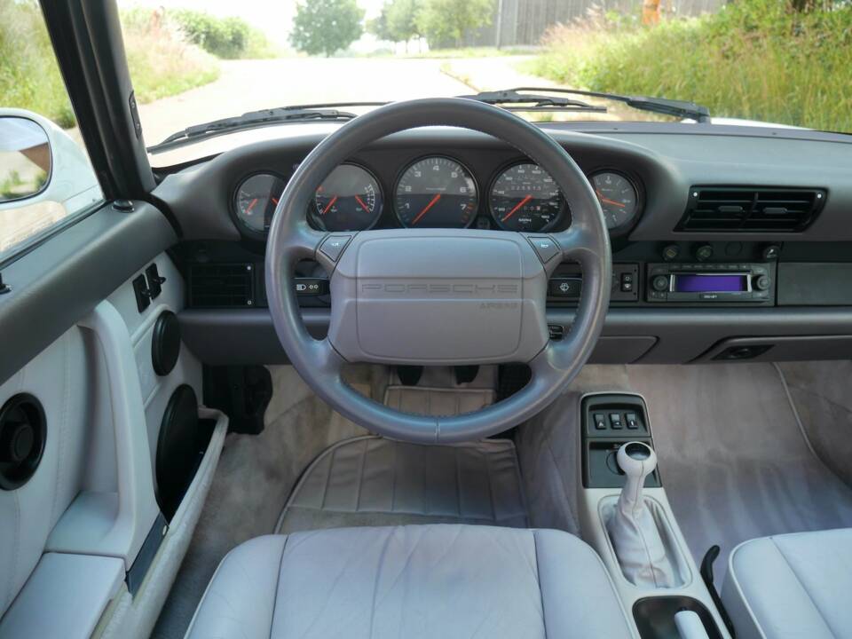 Bild 16/45 von Porsche 911 Carrera 2 (1993)