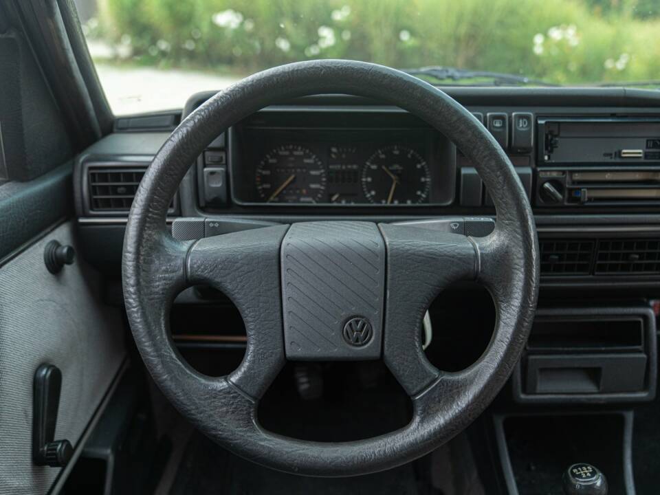 Image 36/42 de Volkswagen Golf Mk I 1.6 (1983)