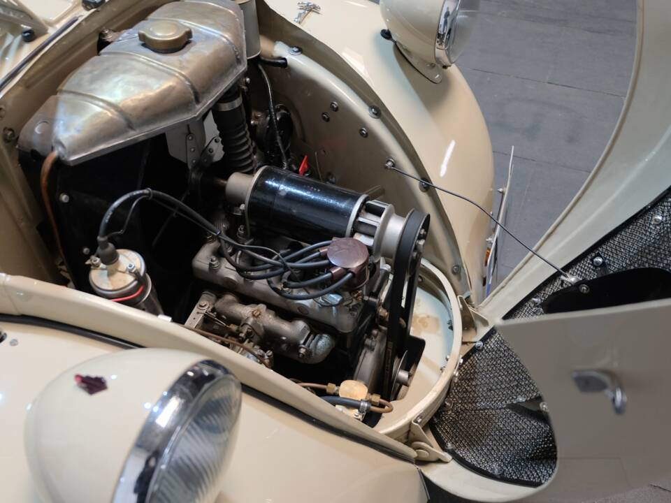 Image 20/27 of FIAT 500 A Topolino (1938)