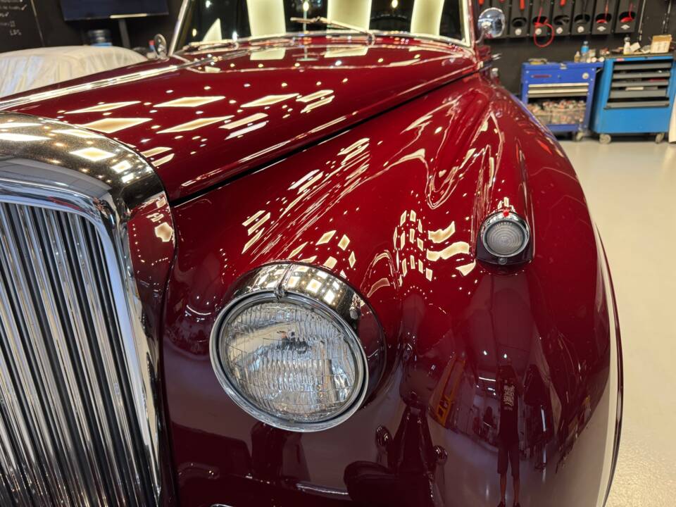 Image 38/81 of Bentley S 1 (1959)