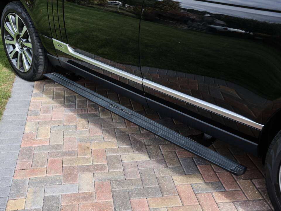 Immagine 11/49 di Land Rover Range Rover Autobiography Ultimate Edition (2014)