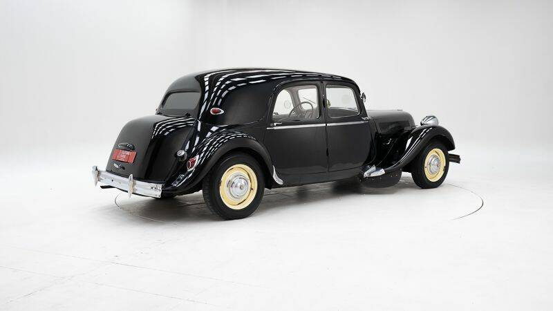 Image 2/15 of Citroën Traction Avant 15/6 (1954)