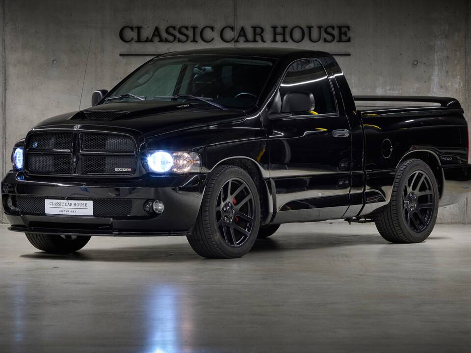 Immagine 4/100 di Dodge Ram SRT 10 (2006)