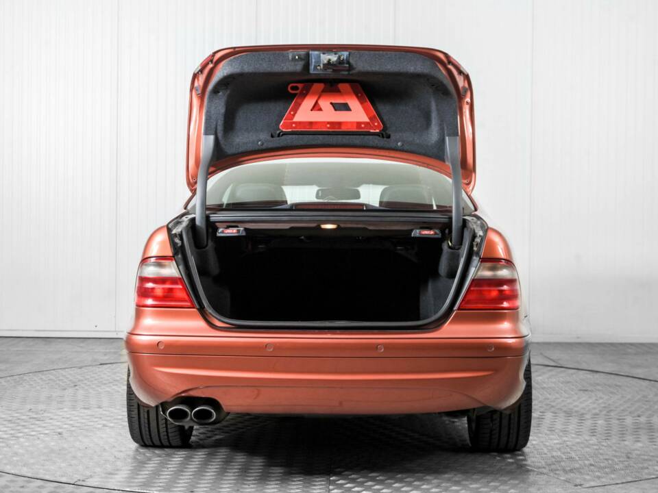 Image 41/50 of Mercedes-Benz CLK 430 (1999)