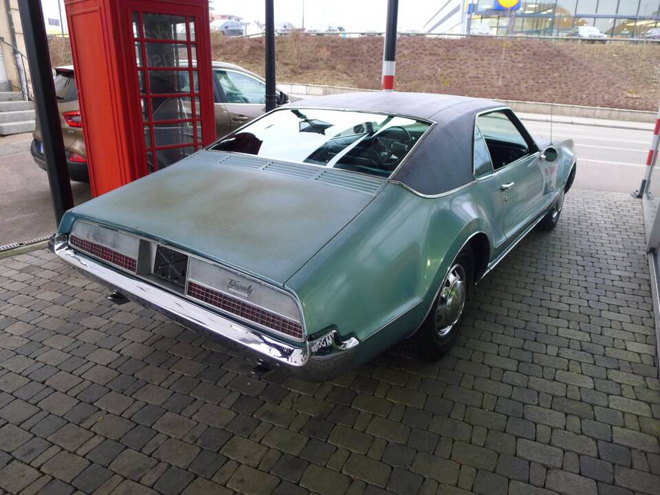 Image 6/15 of Oldsmobile Toronado (1967)