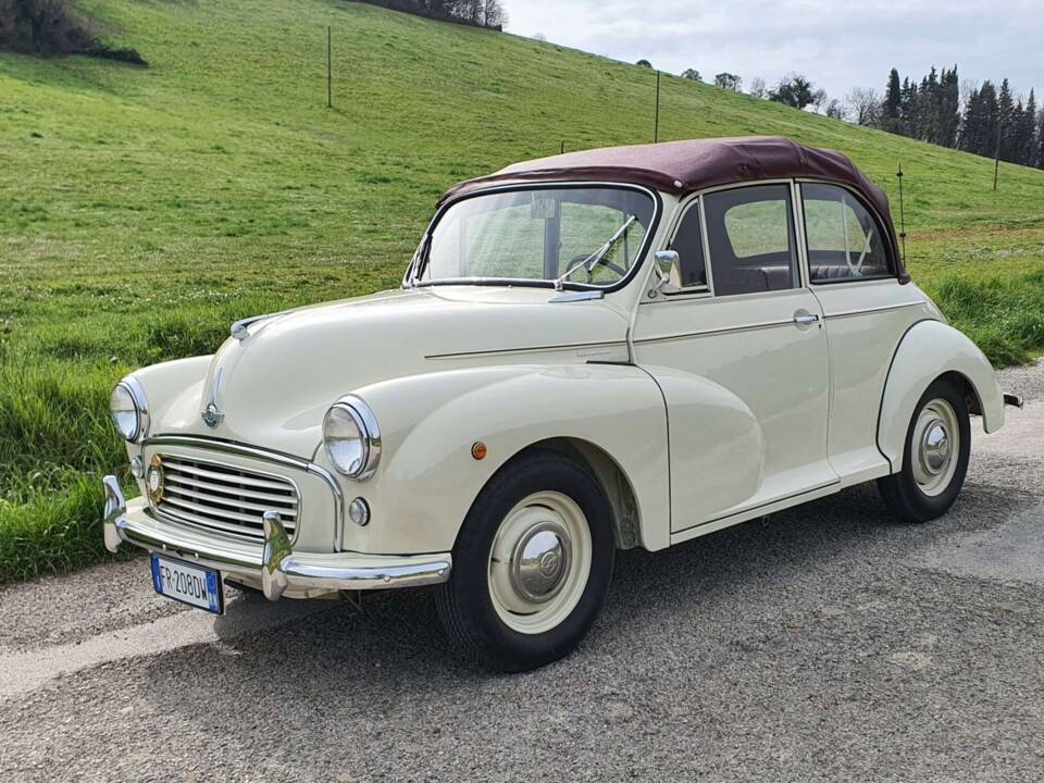 Image 5/66 of Morris Minor 1000 Tourer (1961)