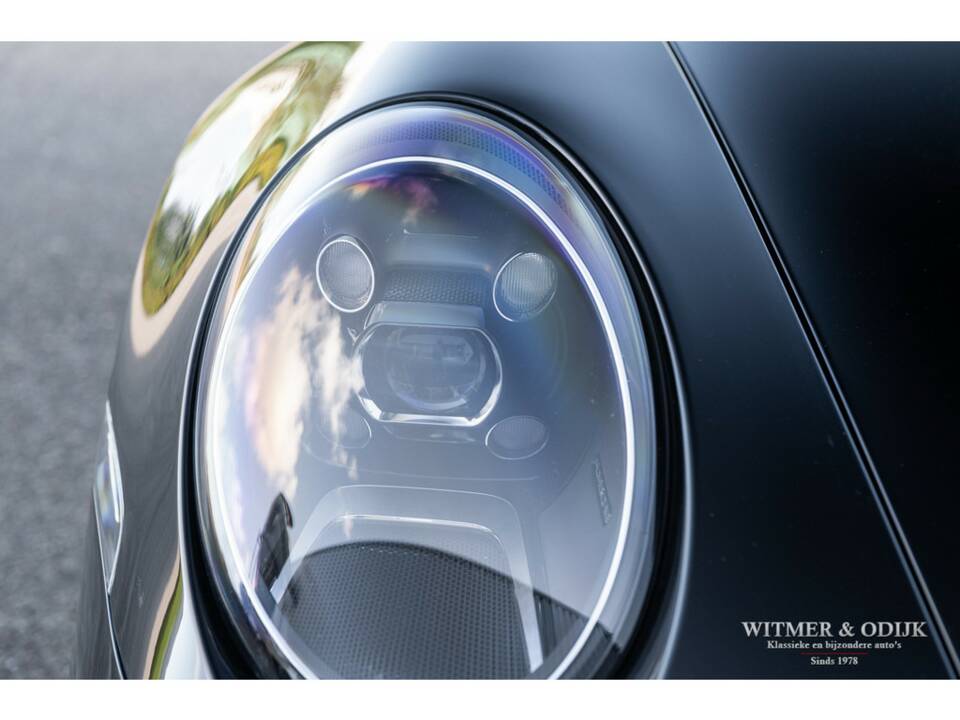 Image 40/44 of Porsche 911 Carrera (2020)