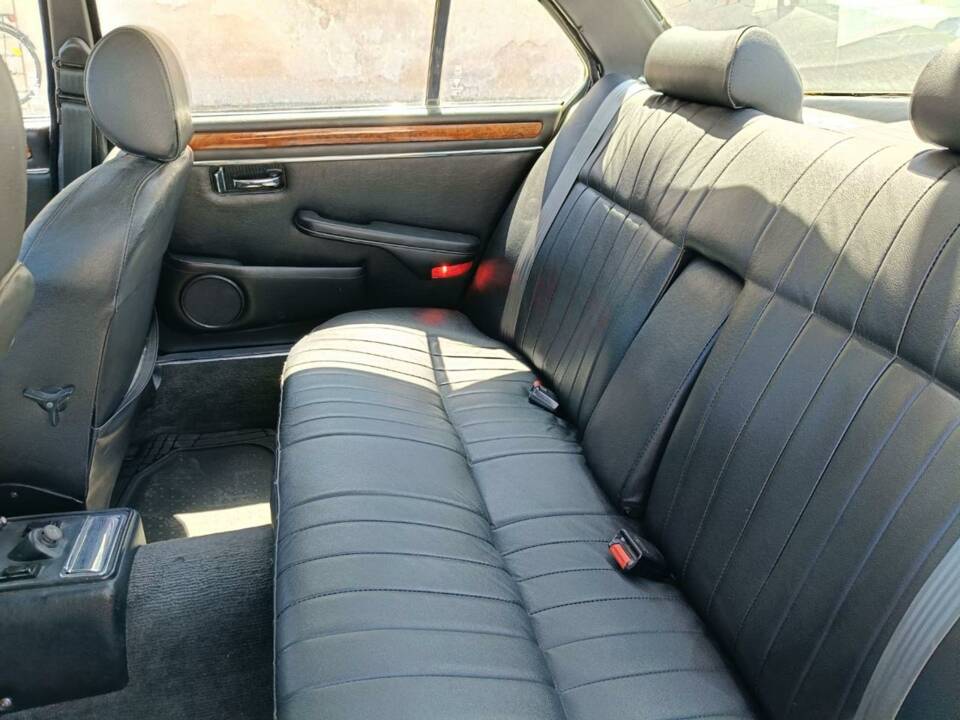Image 34/50 of Jaguar XJ6 3.2 Sovereign (1983)