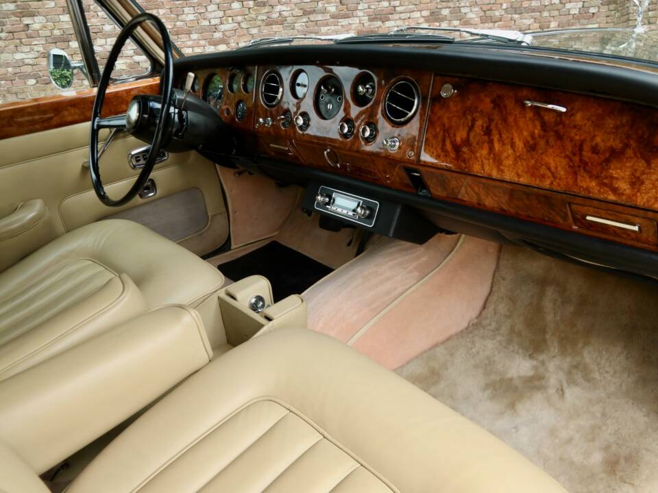 Bild 17/50 von Rolls-Royce Silver Shadow I (1967)
