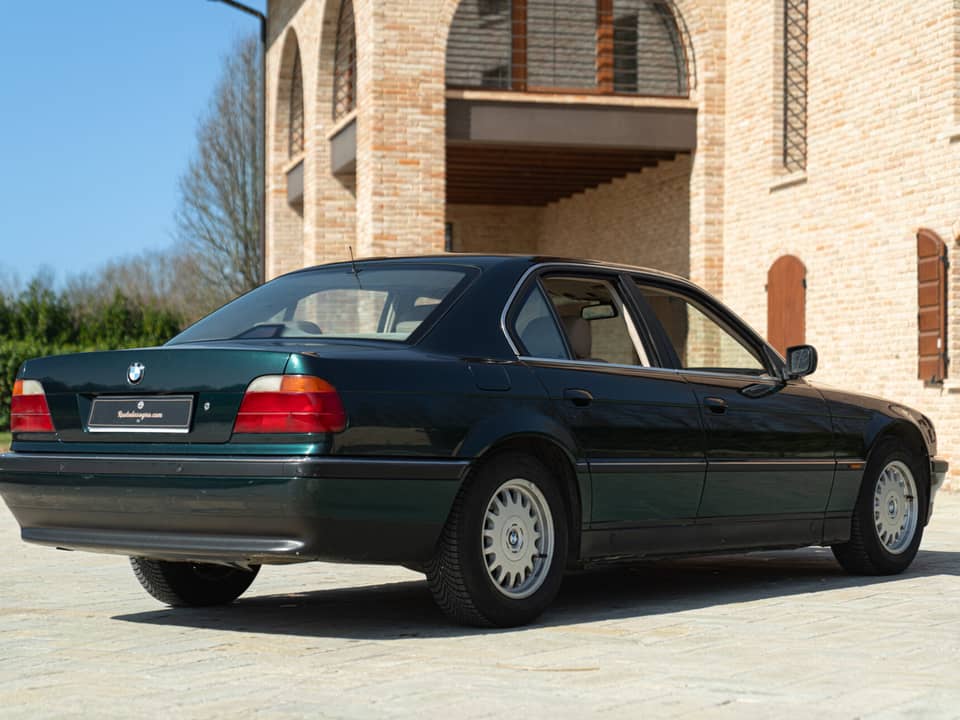 Image 38/43 of BMW 725tds (1997)