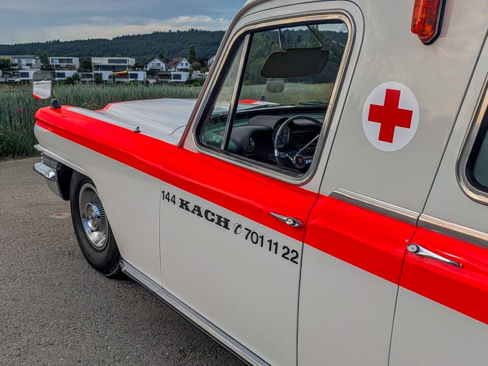 Image 5/51 of Cadillac Ambulance Carrosserie Köng (1964)