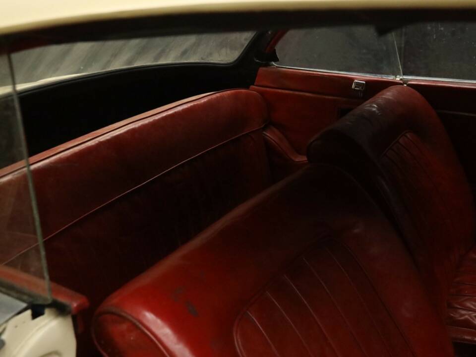 Immagine 38/50 di BMW 503 (1957)
