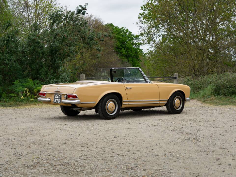 Bild 8/31 von Mercedes-Benz 230 SL (1966)