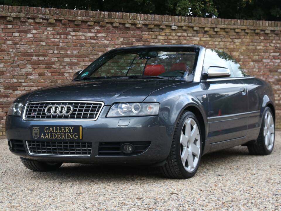Image 26/50 de Audi S4 (2004)