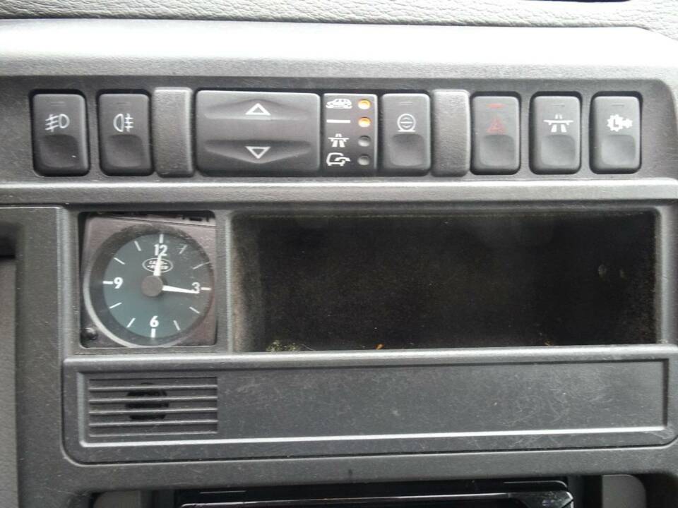 Image 12/42 de Land Rover Range Rover 2.5 DSE (2000)