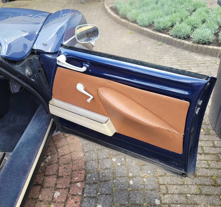 Imagen 6/8 de Citroën DS 21 IE Pallas (1970)