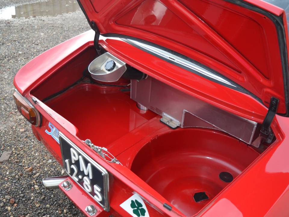 Immagine 15/15 di Alfa Romeo Giulia GT 1300 Junior (1967)