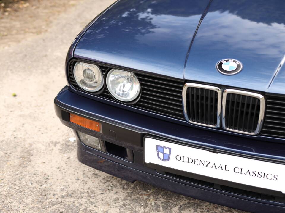 Image 66/82 of BMW 325ix (1989)