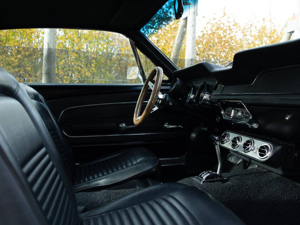 Image 4/44 of Ford Mustang 351 (1967)