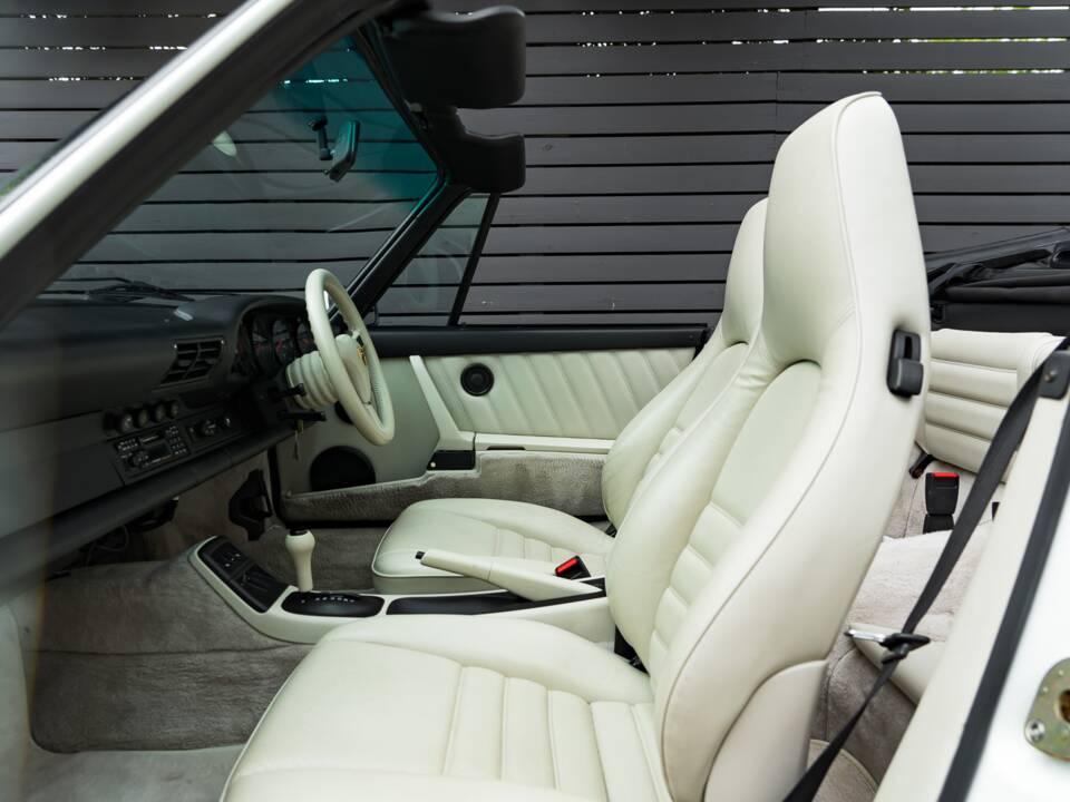 Bild 10/48 von Porsche 911 Carrera 2 (1990)