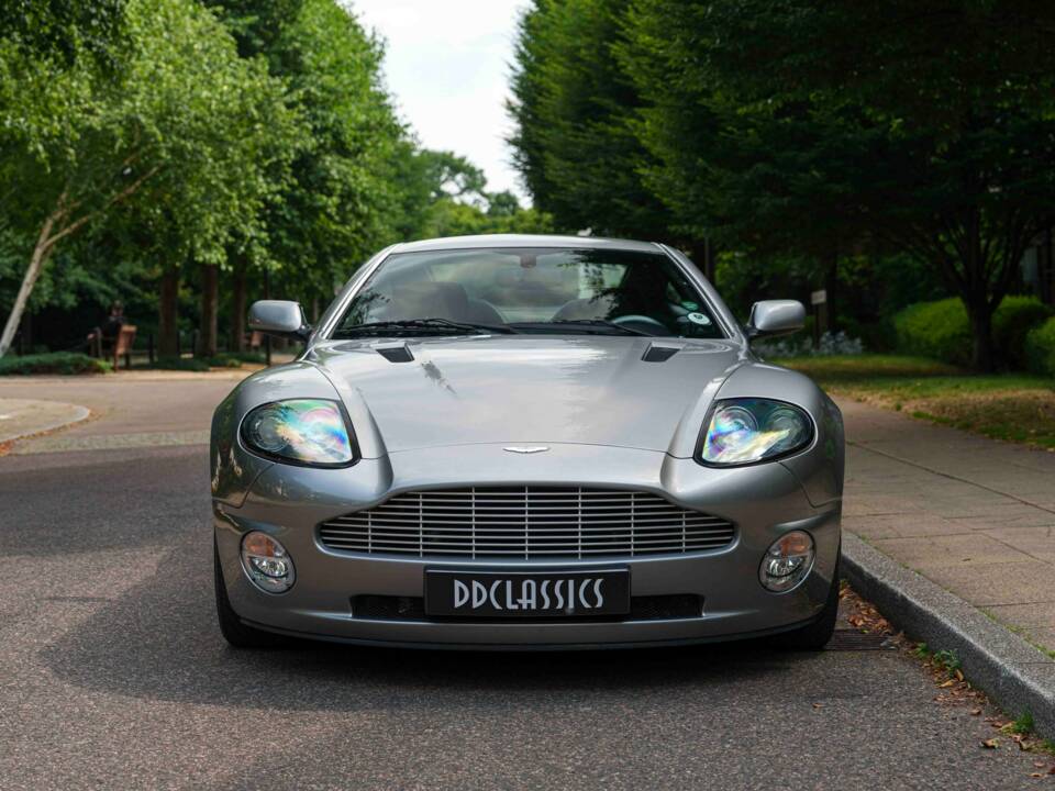 Bild 5/26 von Aston Martin V12 Vanquish (2003)