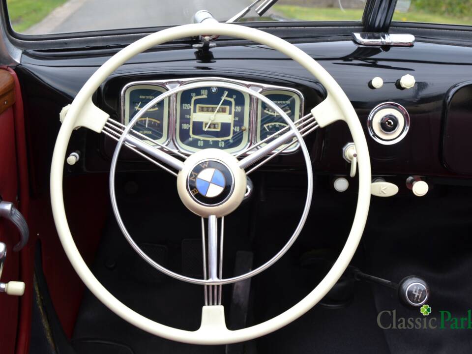Bild 30/50 von BMW 327 (1949)