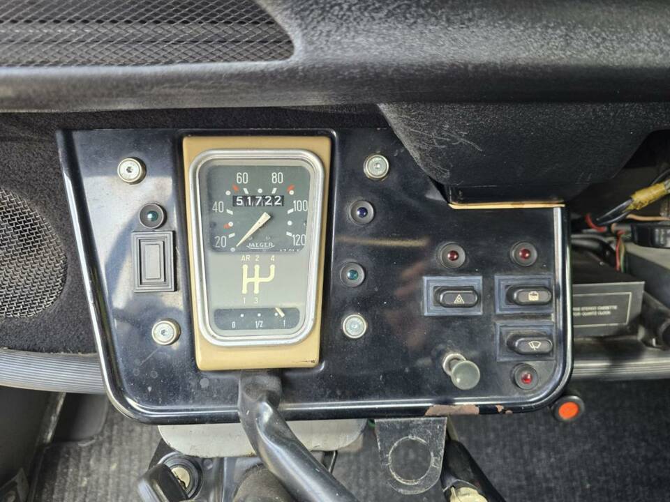 Image 20/31 of Citroën 2 CV 6 (1985)