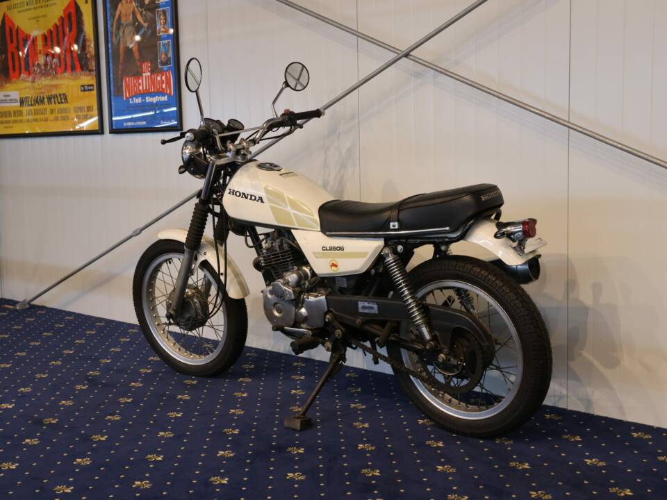 Bild 16/26 von Honda CL 250 S (1900)