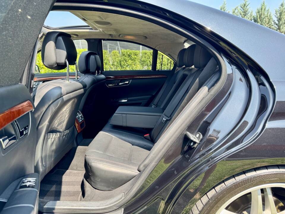 Bild 62/79 von Mercedes-Benz S 500 BlueEFFICIENCY (2011)