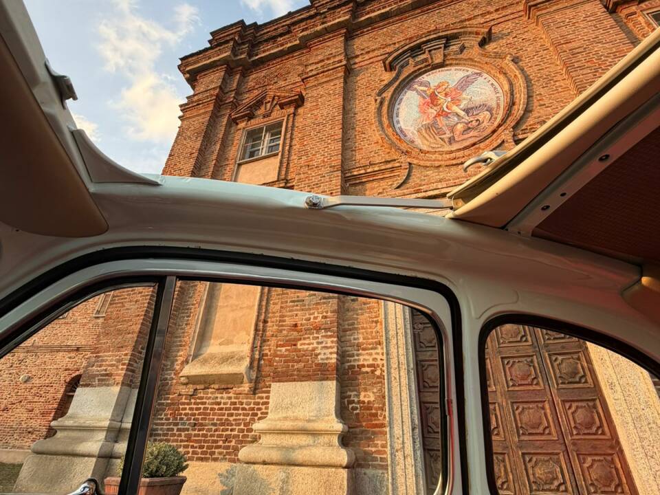 Image 58/63 de FIAT 500 D (1964)