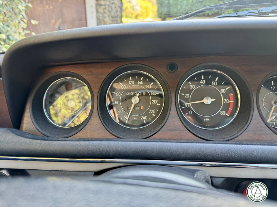 Bild 41/60 von BMW 3.0 CSi (1975)
