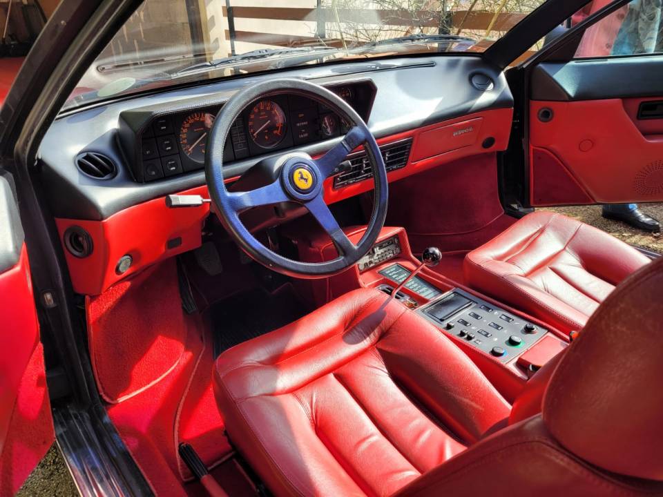 Imagen 4/8 de Ferrari Mondial 3.2 (1986)