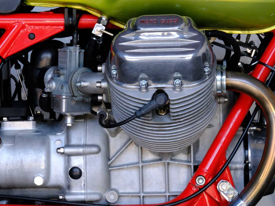 Immagine 10/80 di Moto Guzzi V7 Sport (1972)