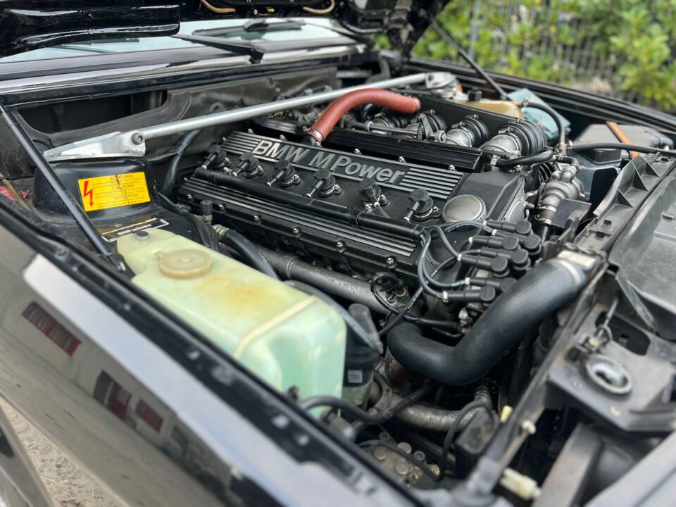 Image 21/21 de BMW M5 (1987)
