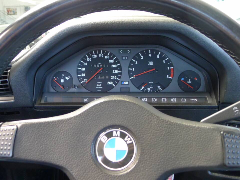Immagine 44/45 di BMW M3 (1987)