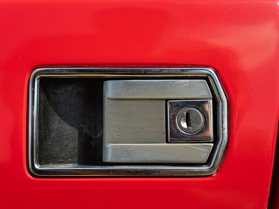 Image 22/50 of Ferrari Dino 308 GT4 (1975)