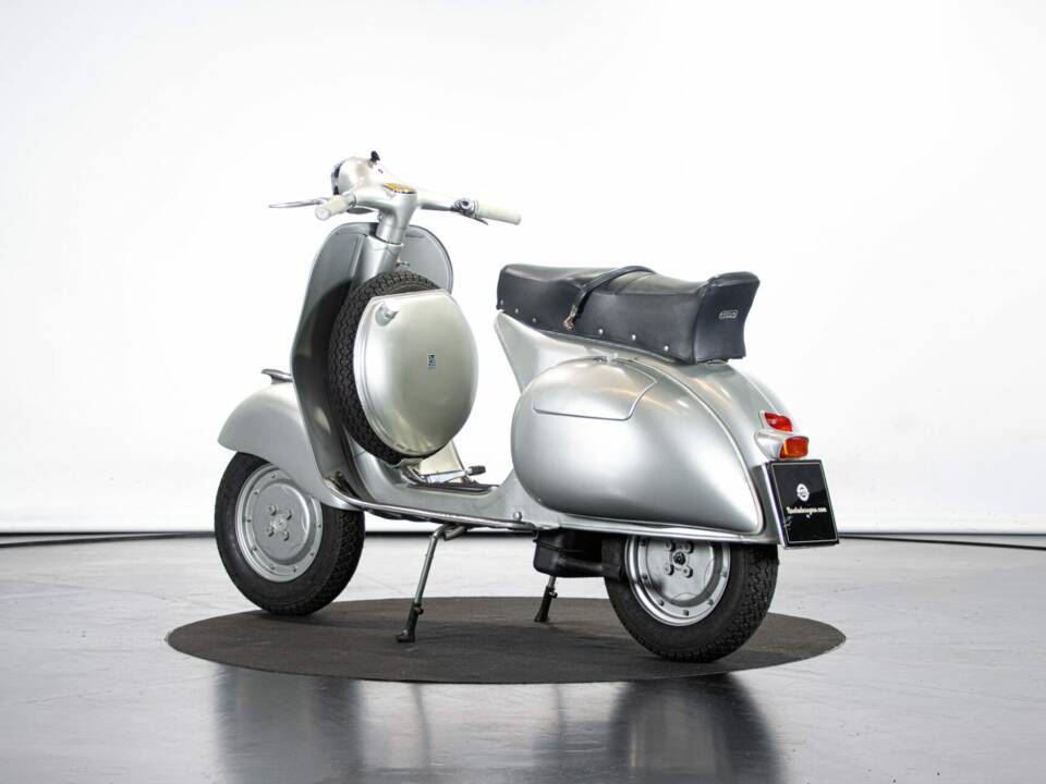 Bild 2/50 von Piaggio Vespa 150 GS (1958)