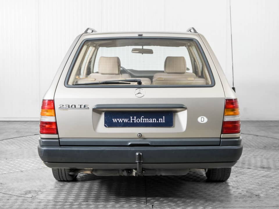 Bild 14/50 von Mercedes-Benz 230 TE (1987)