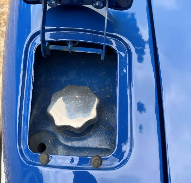 Image 25/32 de Jaguar Type E V12 (1973)