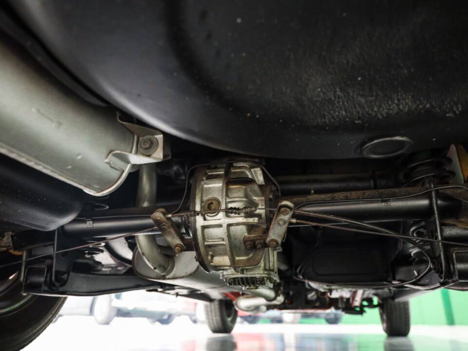 Image 49/58 of Alfa Romeo Giulia 1600 GTC (1965)