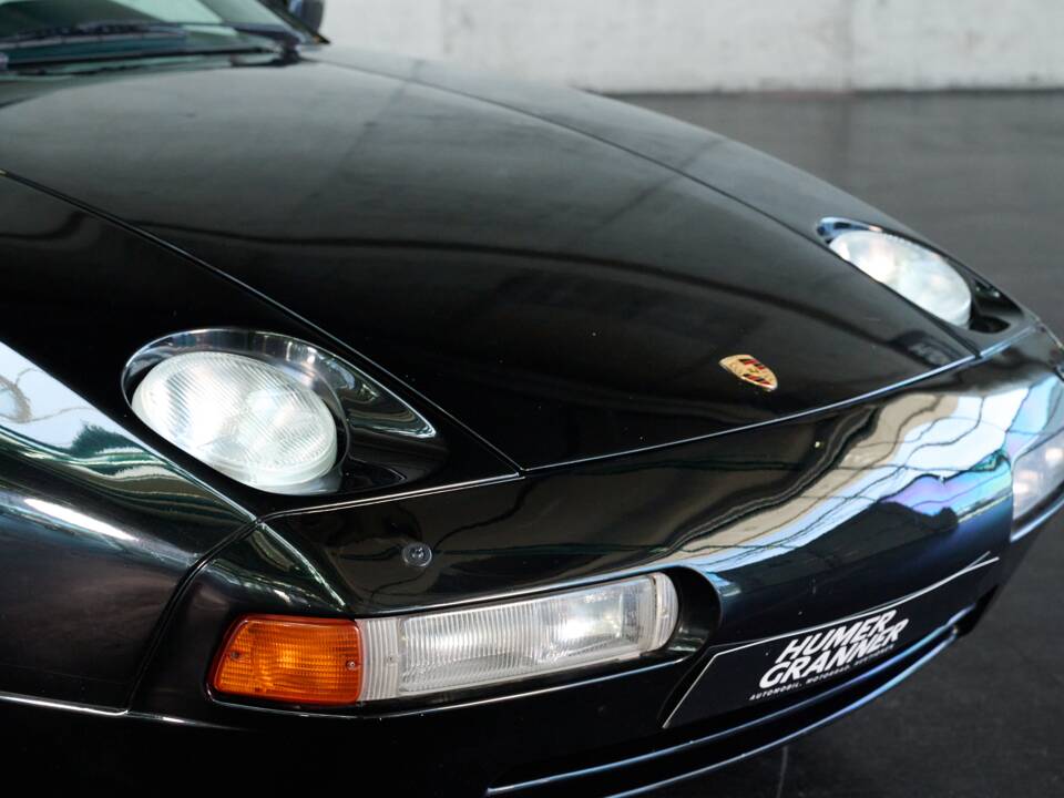 Afbeelding 18/50 van Porsche 928 S4 (1989)