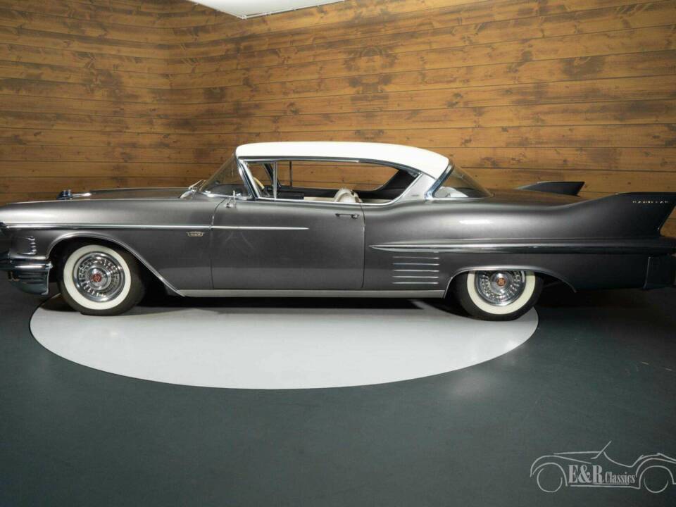 Bild 15/19 von Cadillac 62 Coupe DeVille (1958)
